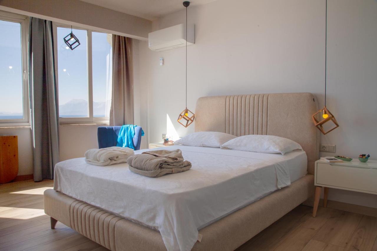 Mavi Avlu - Main Square Old Town Apartment Анталия Екстериор снимка