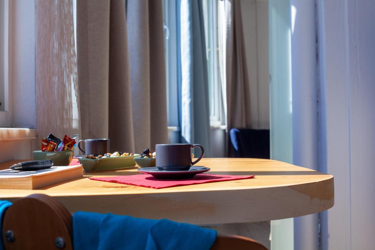 Mavi Avlu - Main Square Old Town Apartment Анталия Екстериор снимка