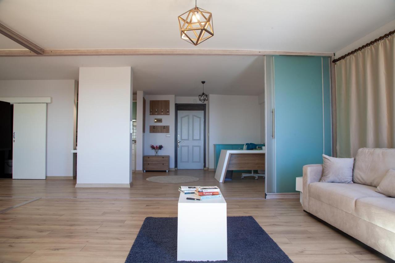 Mavi Avlu - Main Square Old Town Apartment Анталия Екстериор снимка