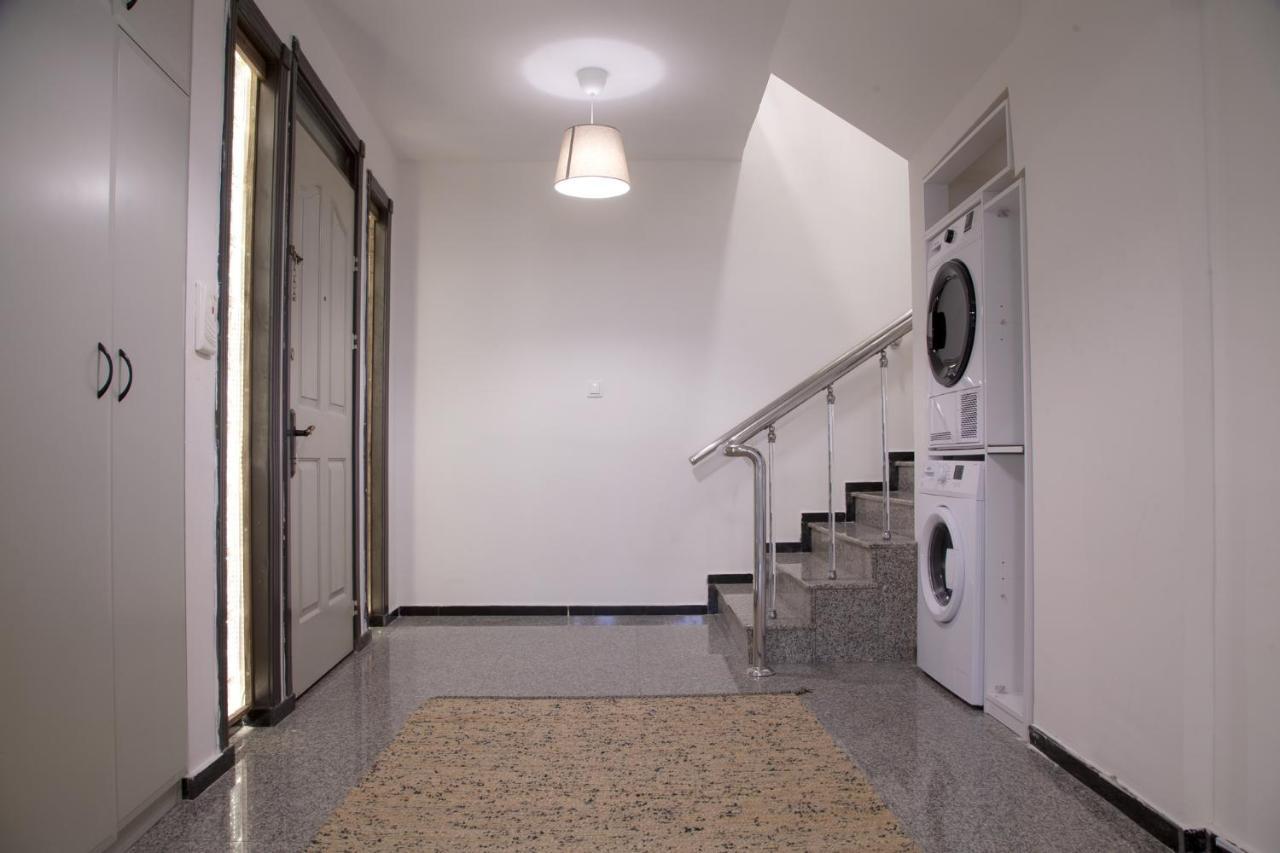 Mavi Avlu - Main Square Old Town Apartment Анталия Екстериор снимка