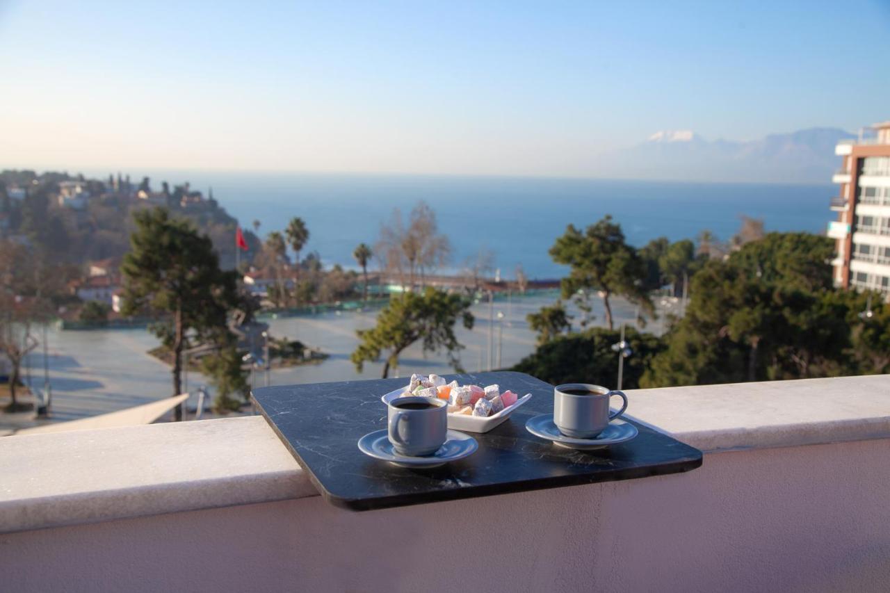 Mavi Avlu - Main Square Old Town Apartment Анталия Екстериор снимка