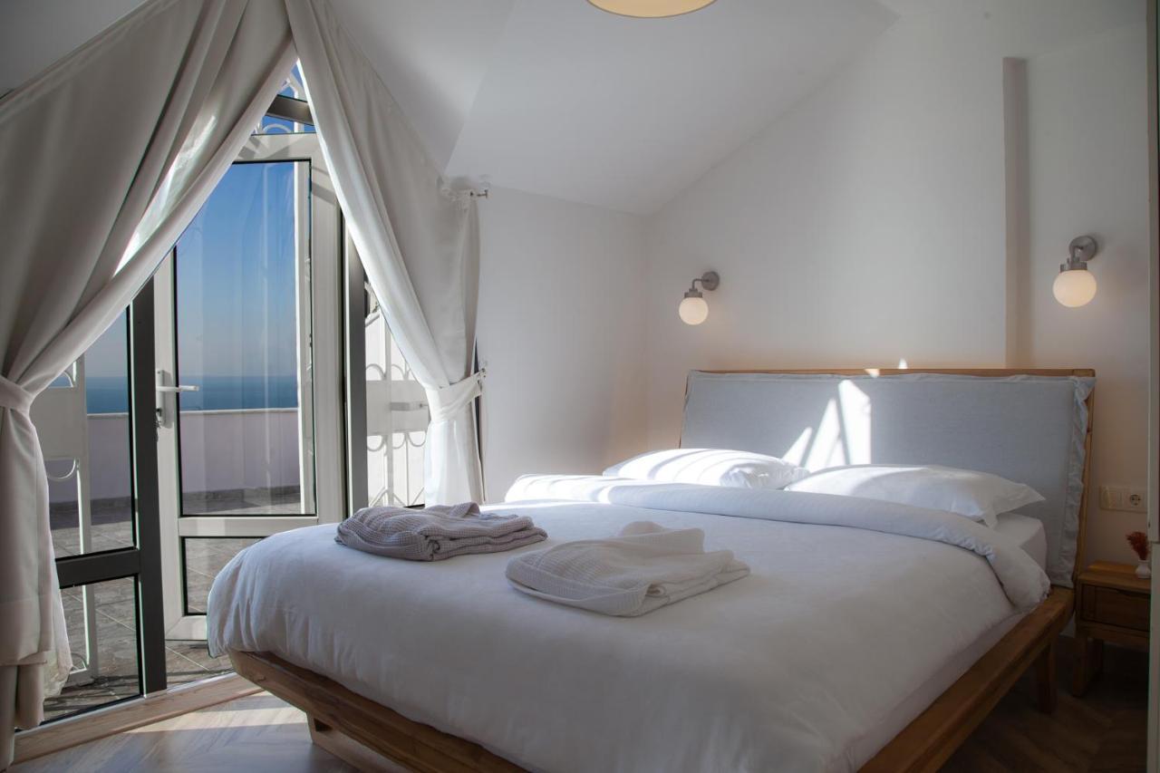 Mavi Avlu - Main Square Old Town Apartment Анталия Екстериор снимка