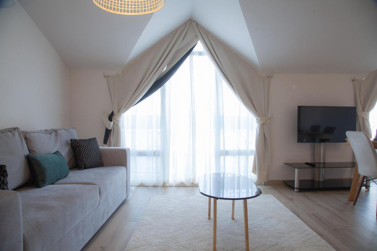 Mavi Avlu - Main Square Old Town Apartment Анталия Екстериор снимка