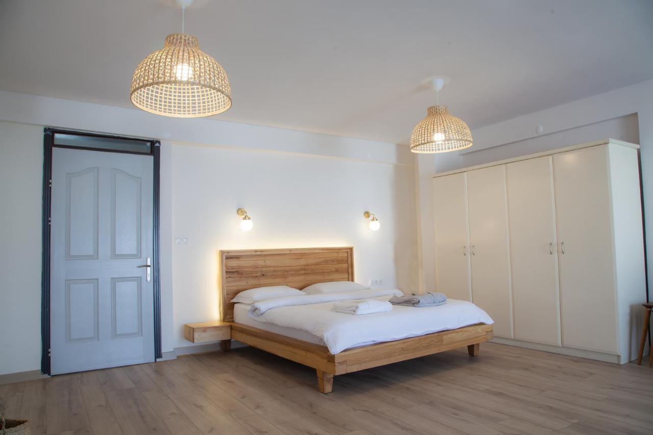 Mavi Avlu - Main Square Old Town Apartment Анталия Екстериор снимка