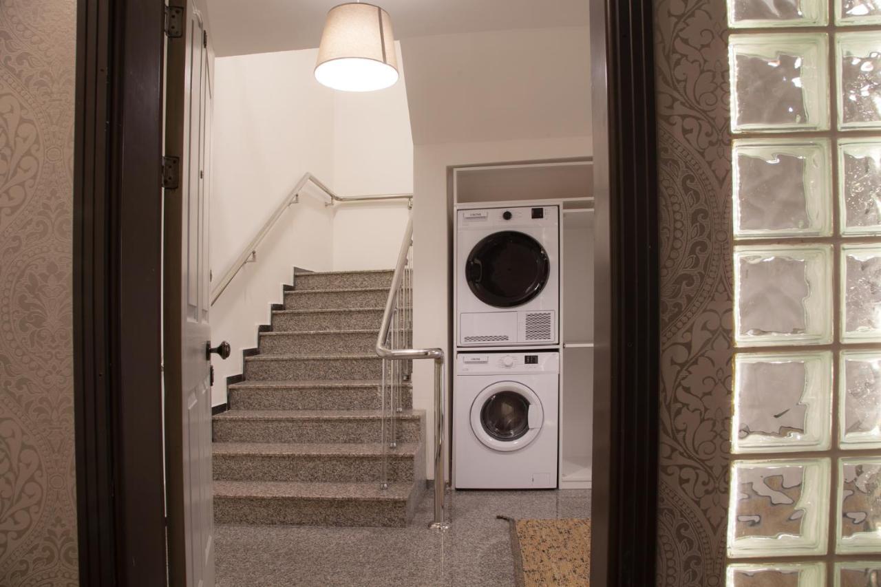 Mavi Avlu - Main Square Old Town Apartment Анталия Екстериор снимка