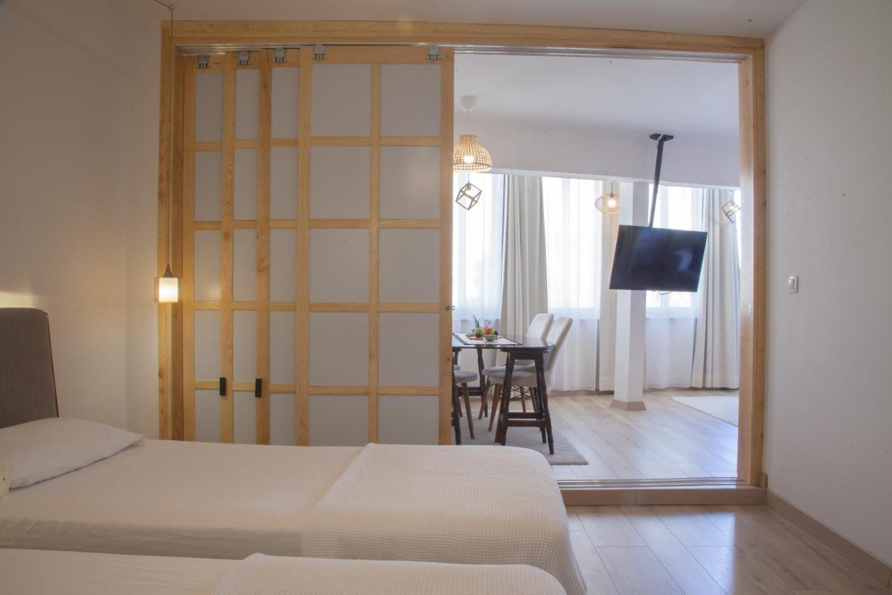 Mavi Avlu - Main Square Old Town Apartment Анталия Екстериор снимка