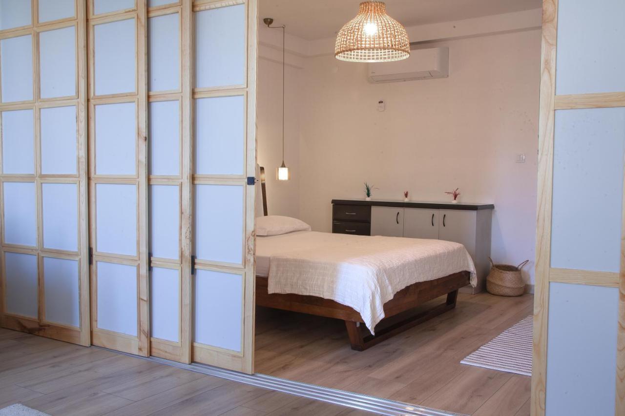 Mavi Avlu - Main Square Old Town Apartment Анталия Екстериор снимка